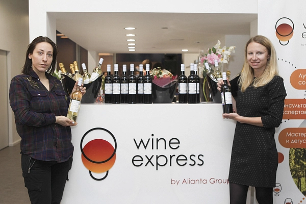 Wine Express by Alianta Group на дне рождения Newsroom
